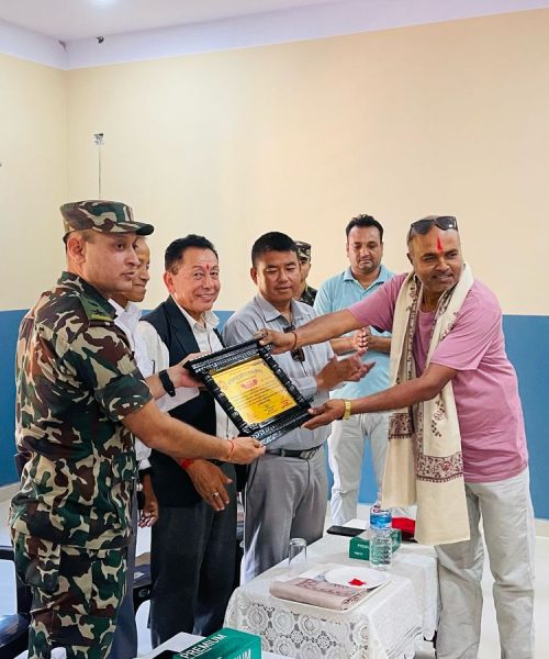 सर्पदंशलाई बेड सहयोग गर्ने मनकारी खनाल