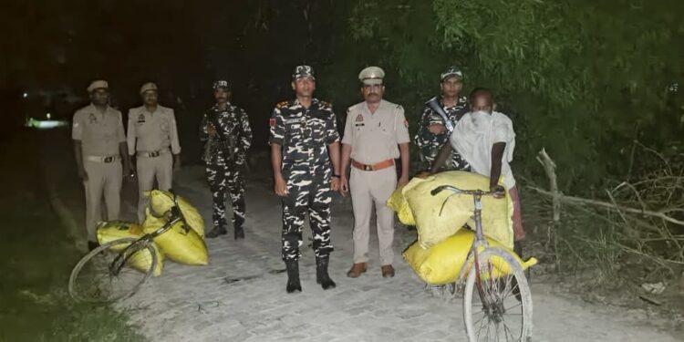 मल लिन भारत पुगेका कपिलवस्तुका नागरिकलाई भारतीय सुरक्षाकर्मीले समायो
